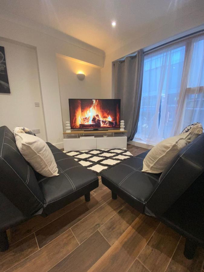 Central London, Jaccuzzi,Newbuild, 2 Bedrooms Two Baths Exterior foto
